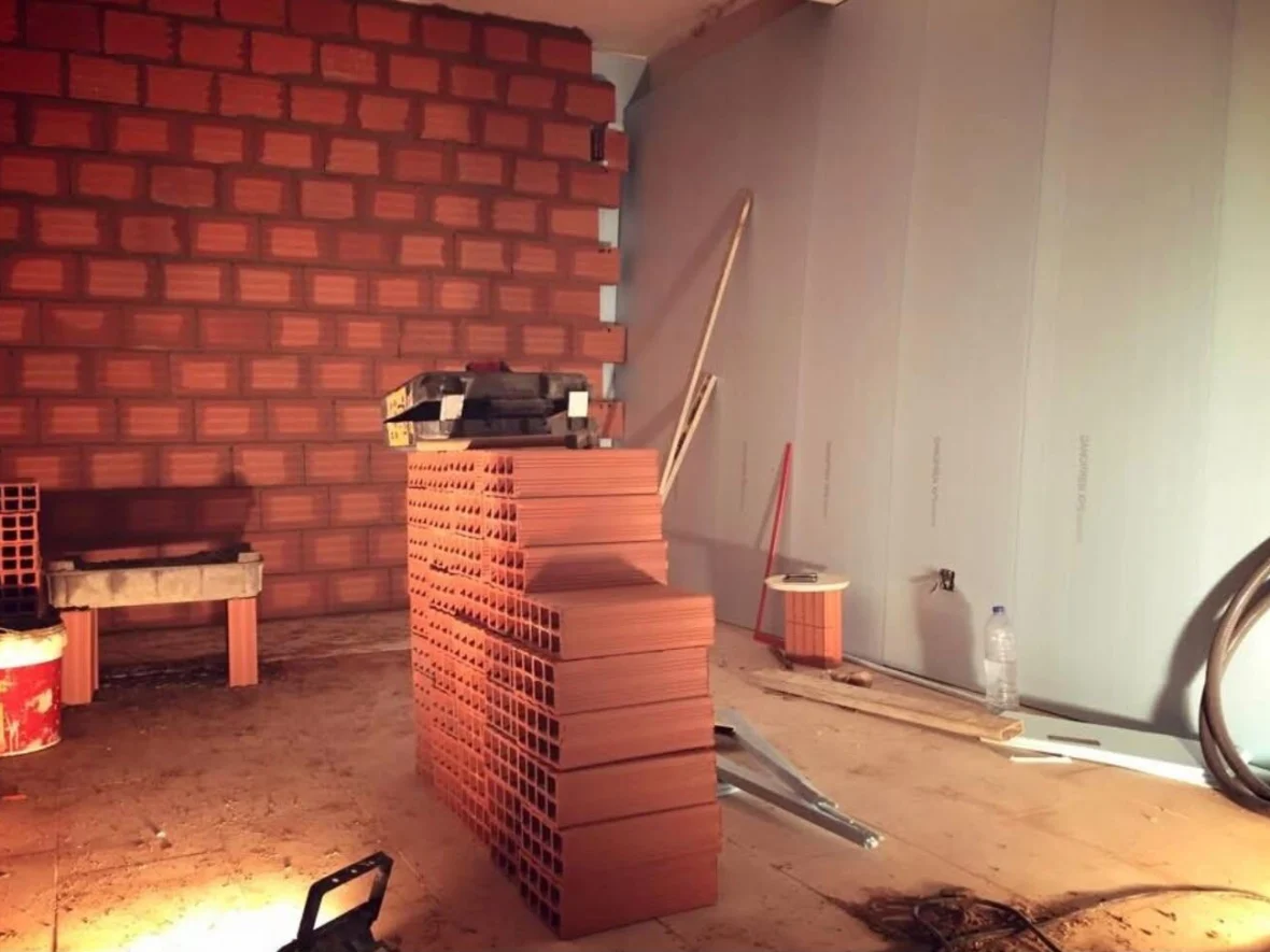 Building a brick wall