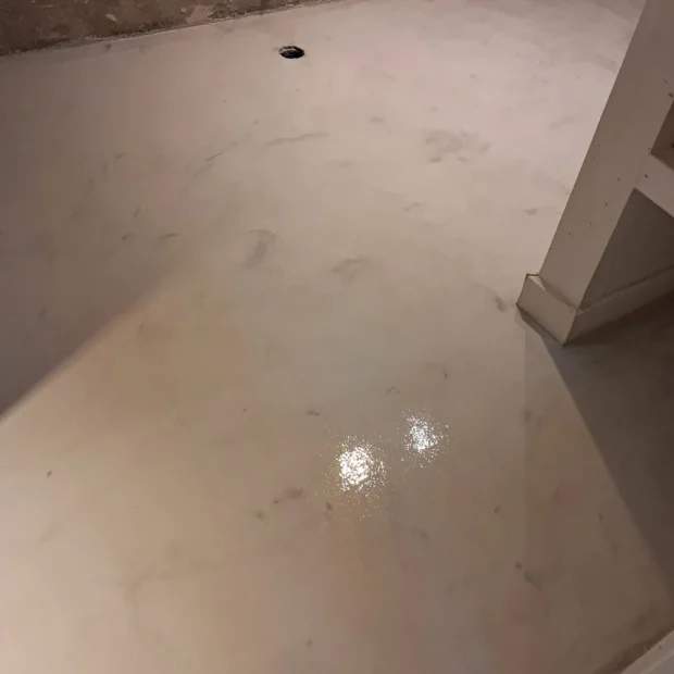 Polished microcement floor