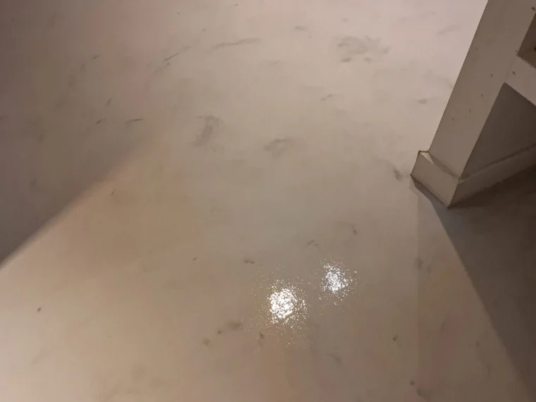 Polished microcement floor